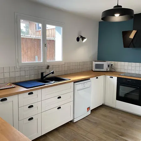 Maison Bleue 8 A 10pers Avec Piscine Ferienhaus