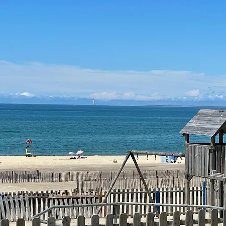 Feriehus Maison Bleue 8 à 10pers Avec Piscine