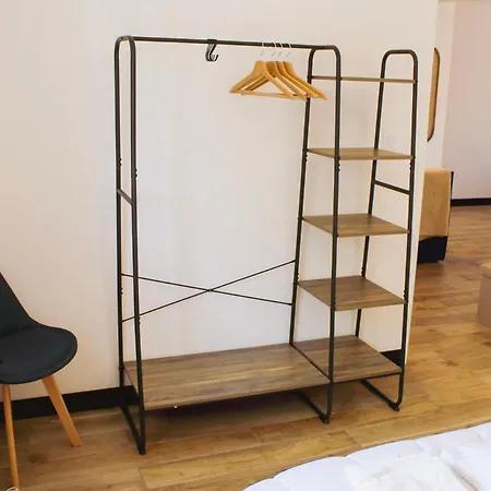 Maison Bleue 8 à 10pers Avec Piscine