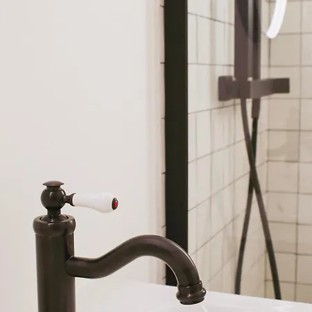 Maison Bleue 8 à 10pers Avec Piscine Feriehus *