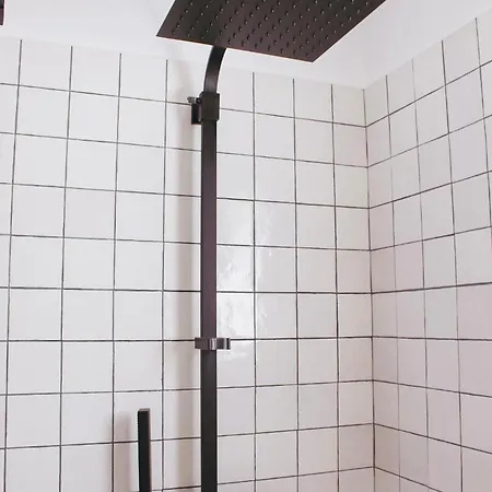 بيت للعطل Maison Bleue 8 A 10pers Avec Piscine *